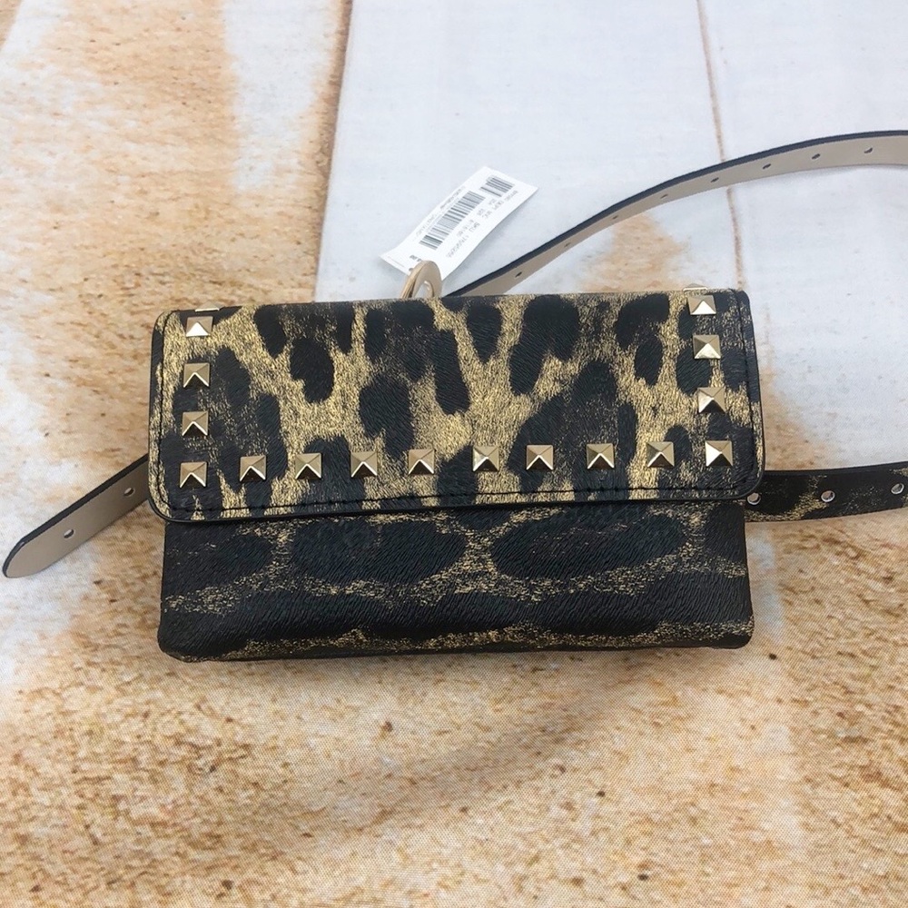 NWT Modern Fanny pack- animal print black/yellow